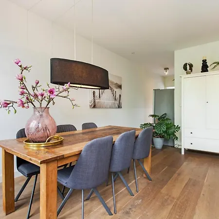 Apartment Sarphati D *